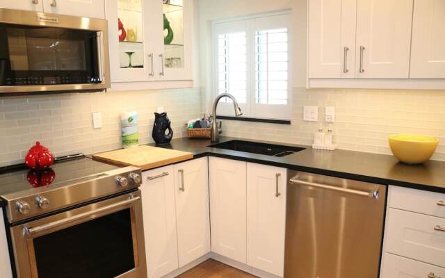 Jamaica Royale T52 - 2 Br Condo