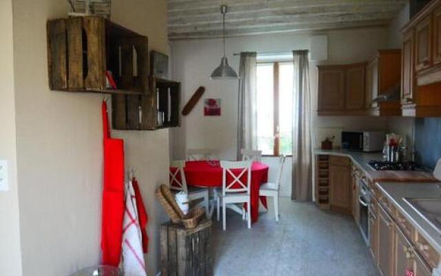 Gite Les Volets Rouges