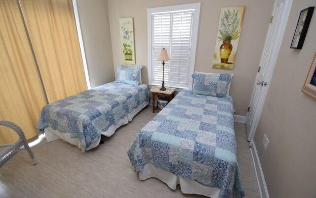 Skipper House by RedAwning