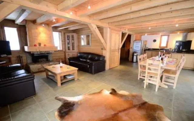 Chalet Les Islouts