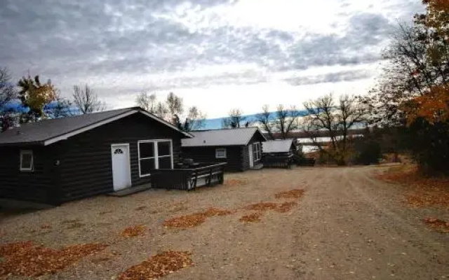 Kenosee Inn
