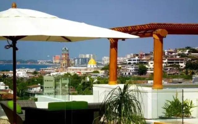 Condo V399 106 By Mdr