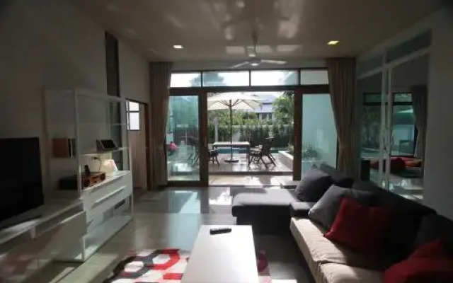 Niwana Breeze Villa