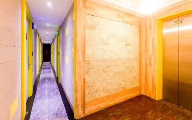 Jjack Hotel