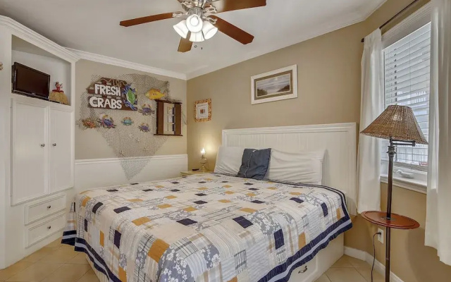 Seascape 1202 1 Bedroom 1 Bathroom Condo