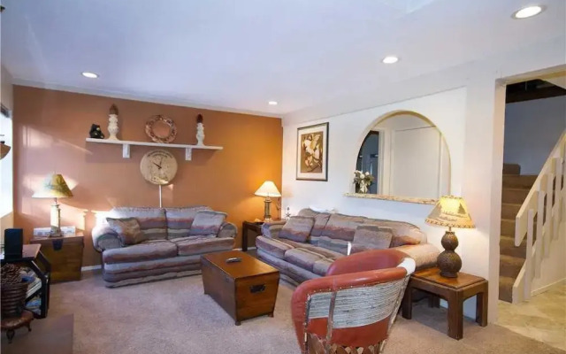 Mammoth Ski & Racquet Club #86