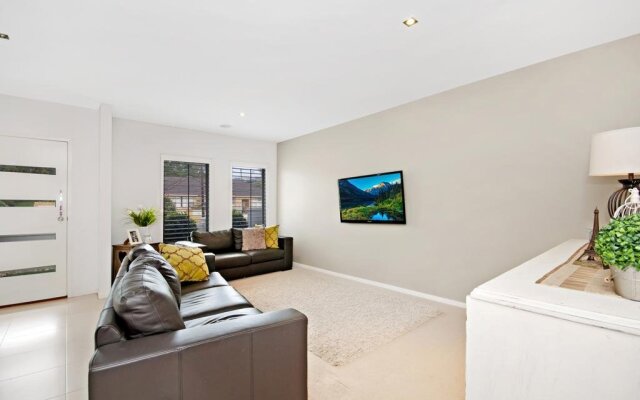 Central Warrnambool Townhouse