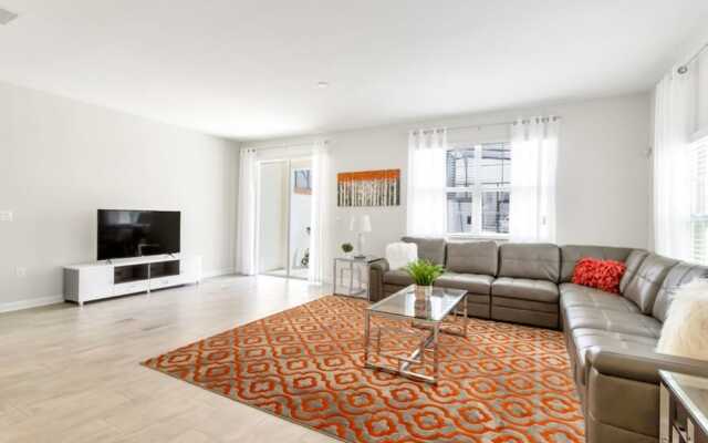 Champions Gate 1561 A