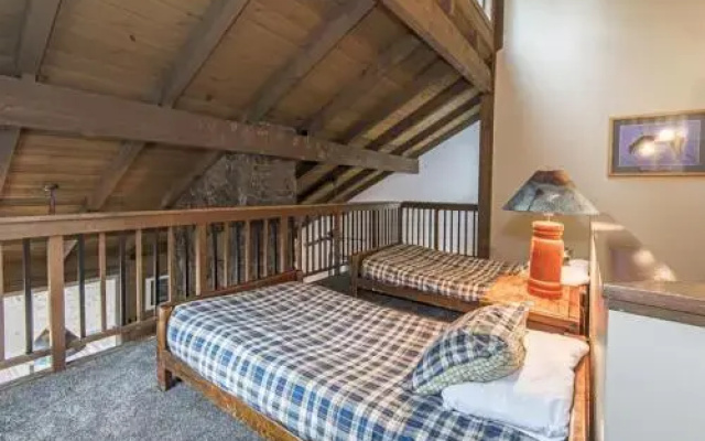 Landrise 10 - 3 Br home by RedAwning