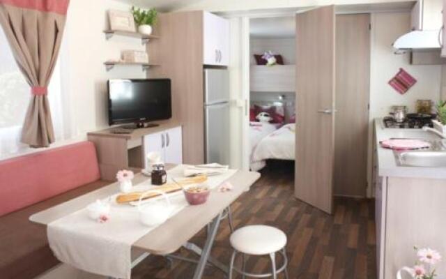 Micanovi Dvori Mobile Home Village Zrmanja