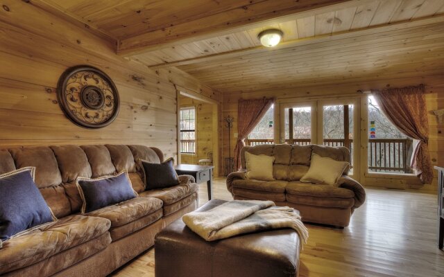 Above It All  446 - Four Bedroom Cabin