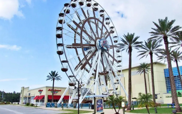 Wharf 405 - 2 Br condo