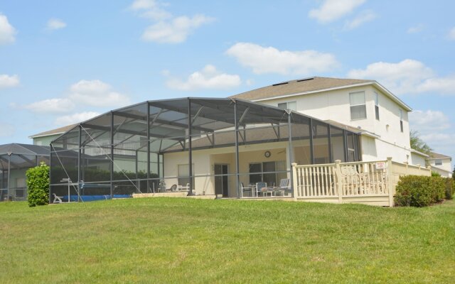 Janet's West Haven 4 Bedroom Home by Redawning