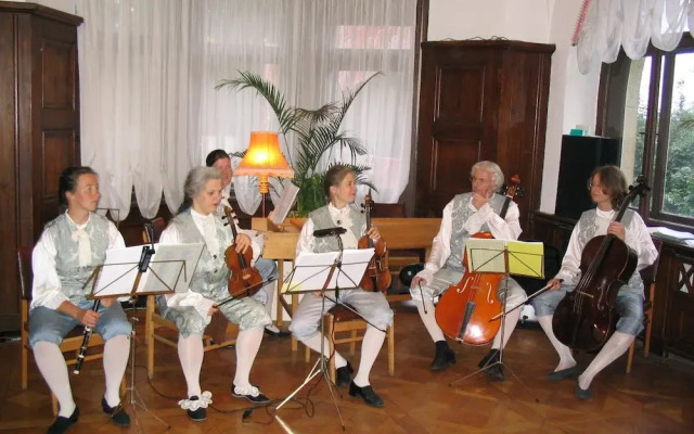 Schloss Helmsdorf