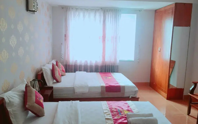 Pearl Beach Hotel
