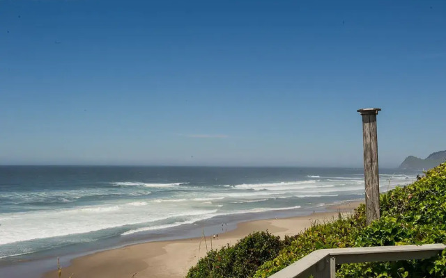 Hidden Inlet 3 Br home by RedAwning