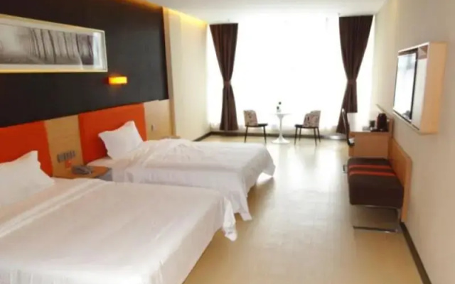 7 Days Premium Yangzhou Baoying Time Plaza Maternity and Child Healthcare Hospital