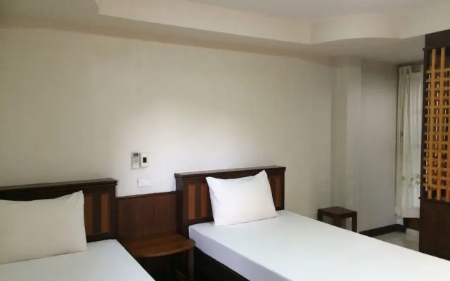 Maingam Riverside Resort
