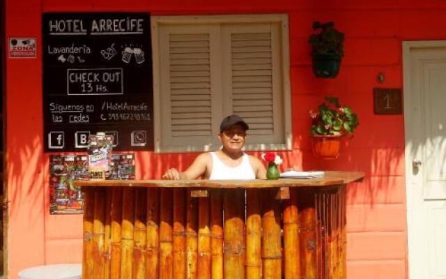 Arrecife Montañita Hostal