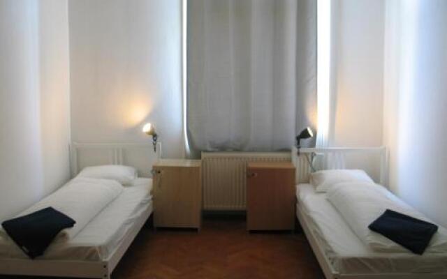 West Budapest Hostel