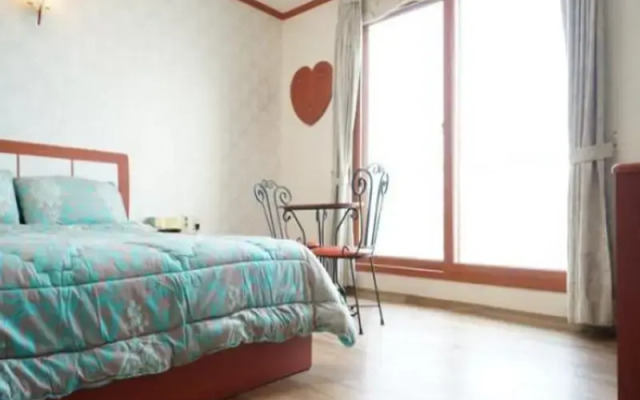 Memberstel Condotel