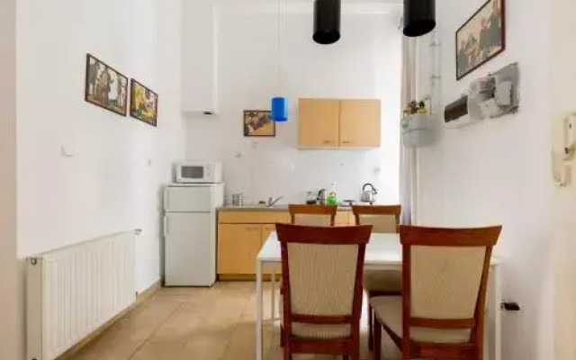 Kazinczy 32/II-Piano Central Apartments