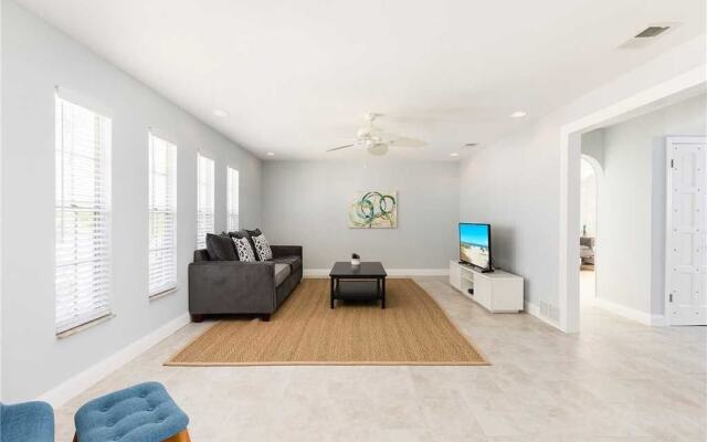 Surfside - Four Bedroom Home