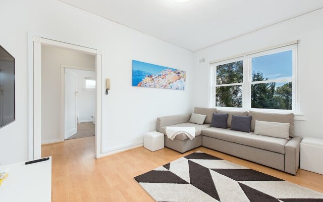 Central Bondi Apartment New H321