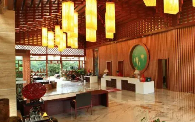 New Century SPA and Resort PUER