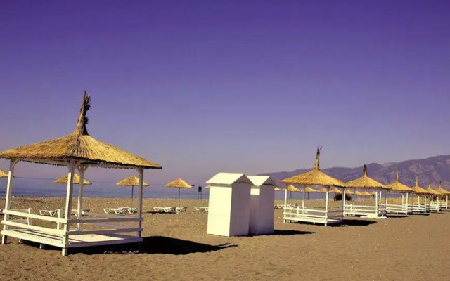 Grand Cinar Hotel