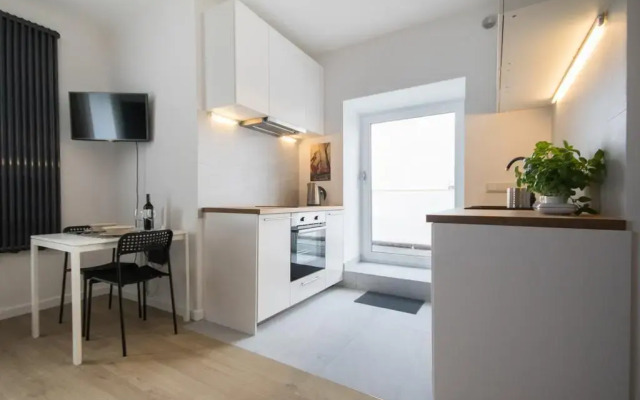 Bizzi LuxCenter View Studio