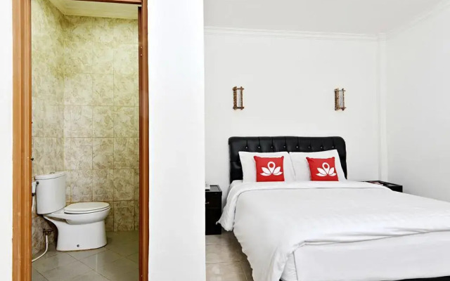 ZEN Rooms Cibogo Megamendung Puncak