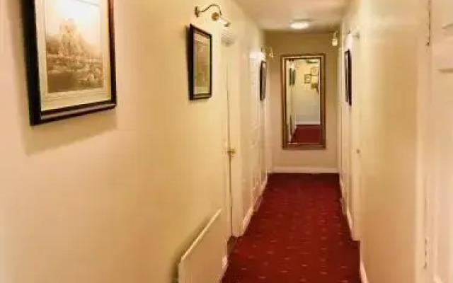 San Antonio Guesthouse
