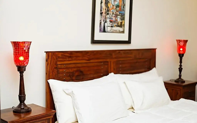 OYO Premium Arjun Marg