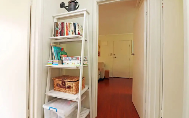 Colour Pop Fitzroy - Pets, Parking, Balcony, 3bdrm