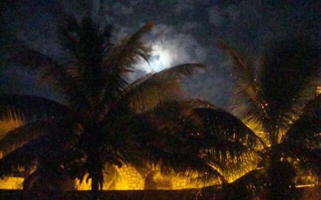 Casa Lago Dominguez On The Beach