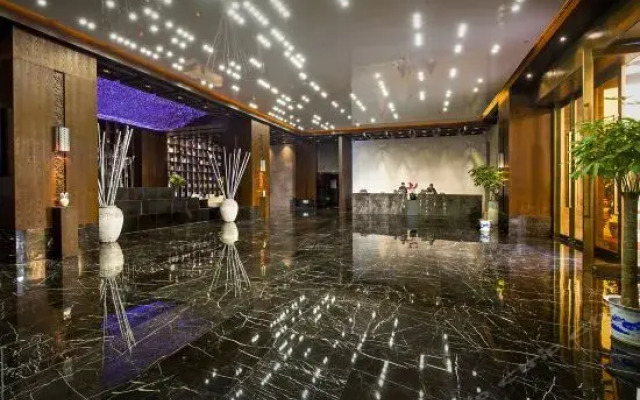 Ganzhou Lenoble Hotel