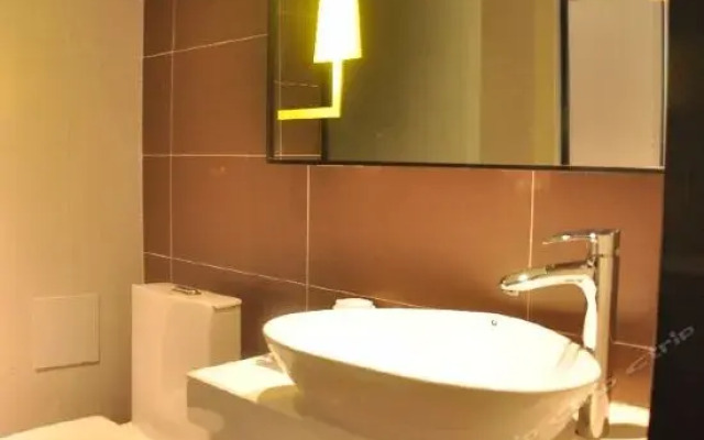 IU Hotel Heze Danyang East Road Branch