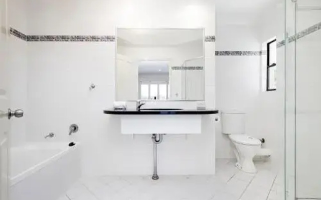 20 Noosa Parade