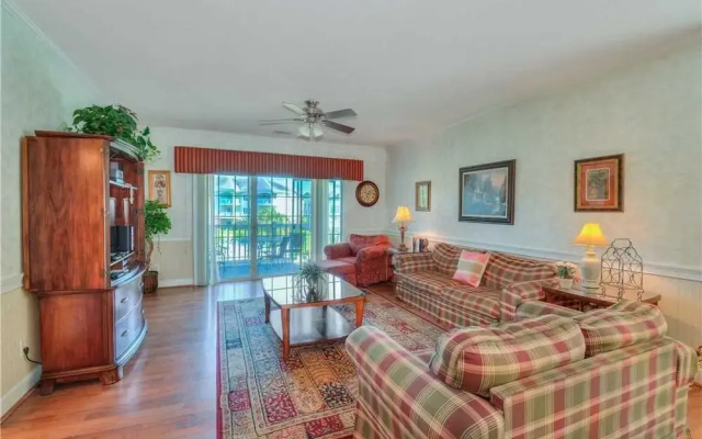 Magnolia North 205-4823