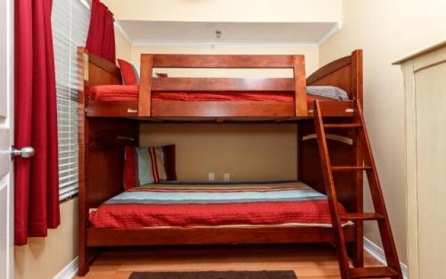 Gulf Dunes 302: Relaxing beach getaway, WIFI,pool,tennis,BBQ,FREE BCH SV