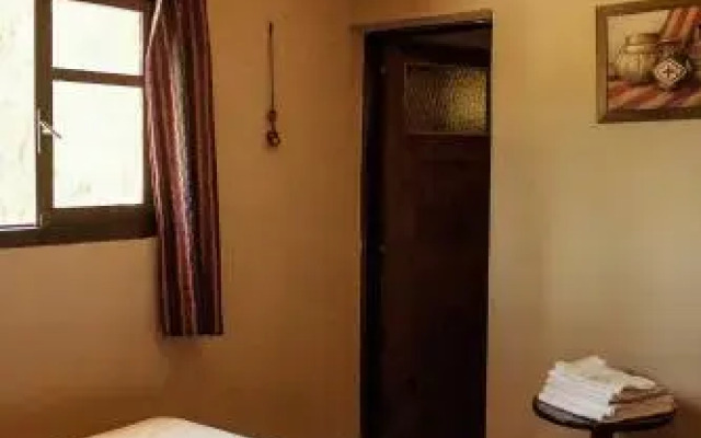 Hostal Casa Amarilla