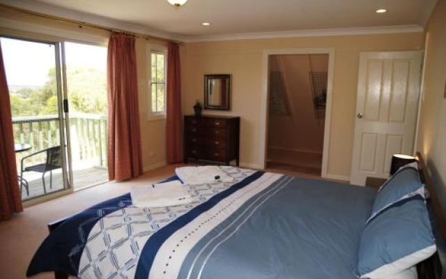 Boobook Manor – Guest Rooms – Cassini
