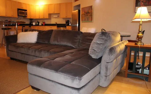 Buckhead 374 By Homecomfortstay