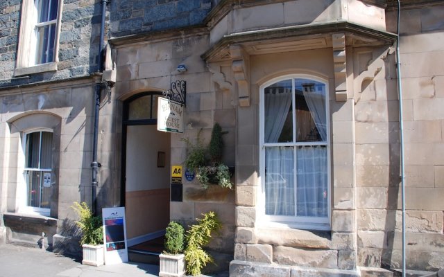 Birnam Guest House