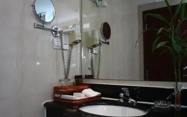 Guang Cai Hotel