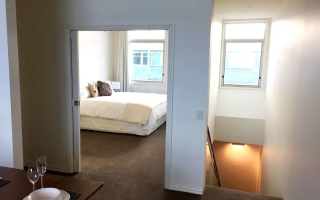 2BR 2 Level Penthouse with Seaviews
