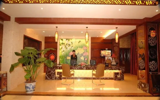Mount Emei Peace Hotel