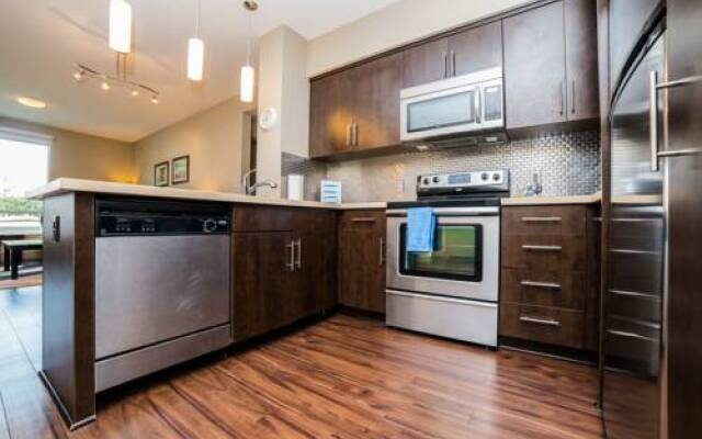 Elizabeth Taylor Apartment