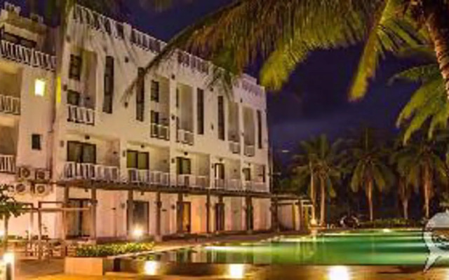 Camaya Coast Hotel